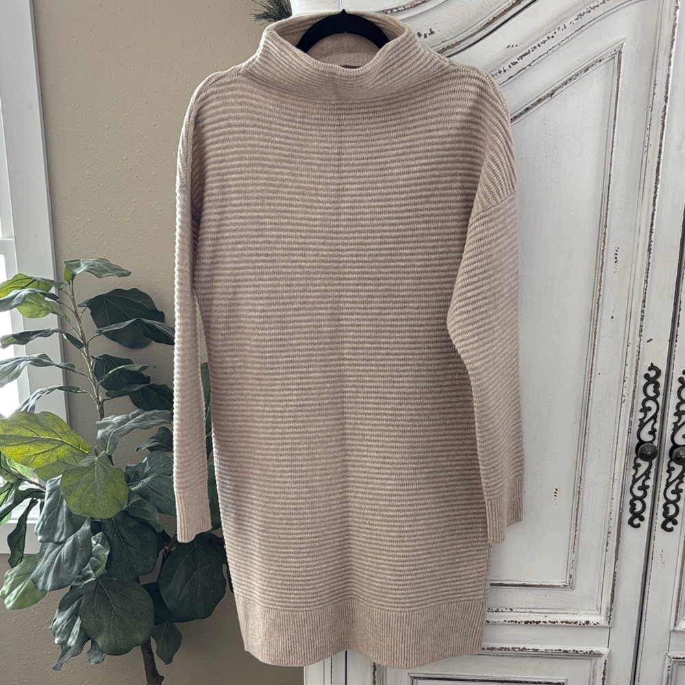 Madewell L/S Sweater Dress Mock Neck Size Large Tan Ribbed 100% Merino Wool